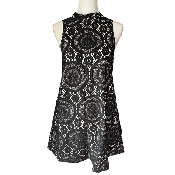 love, Fire Dresses & Skirts - Love Fire Black Medallian Crochet Gold Metallic Holiday Party Dress Size Small